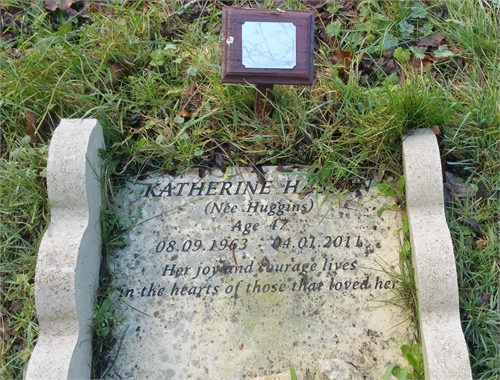 Photo of the grave of KATHERINE HASSAN (née HUGGINS)