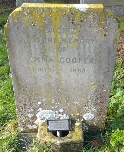 Photo of the grave of EMMA COOPER (née WEBB)