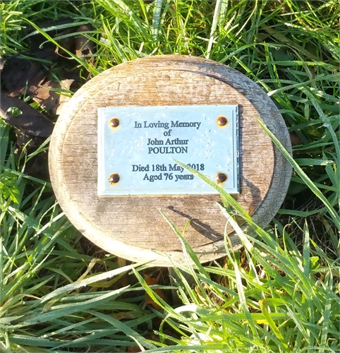 Photo of the grave of JOHN ARTHUR POULTON