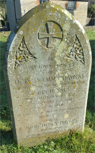 Photo of the grave of EMMA DORCAS MARY HAYNES (née COSTAR)