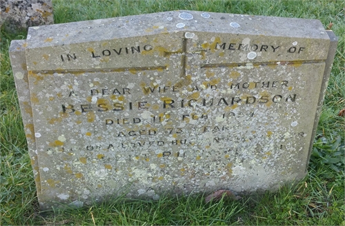 Photo of the grave of BESSIE RICHARDSON