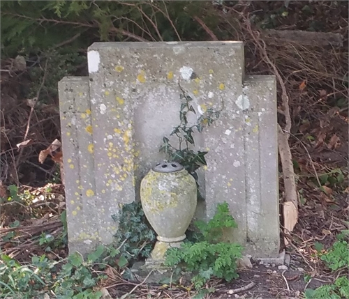 Photo of the grave of ELIZABETH ANN BARNEY (née CROSS)