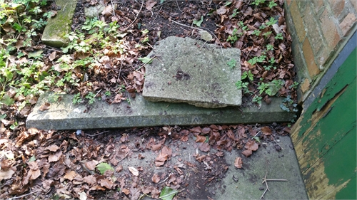 Photo of the grave of WILLIAM NEALE