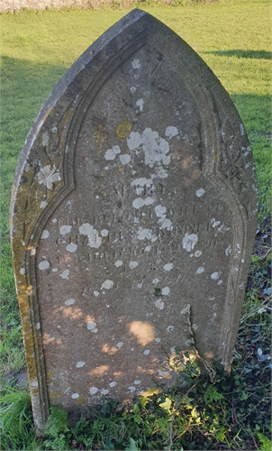 Photo of the grave of MARY SKINNER