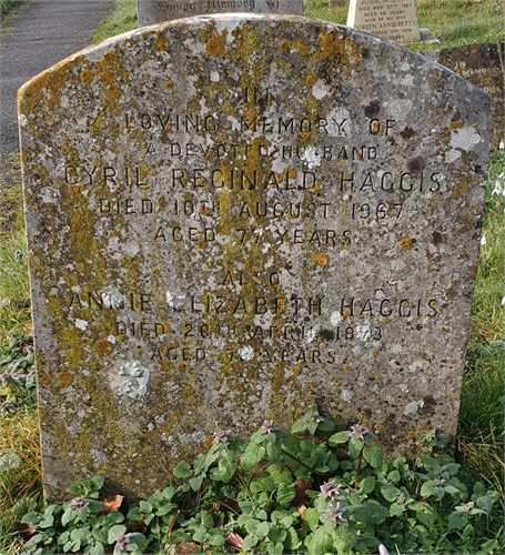 Photo of the grave of CYRIL REGINALD HAGGIS