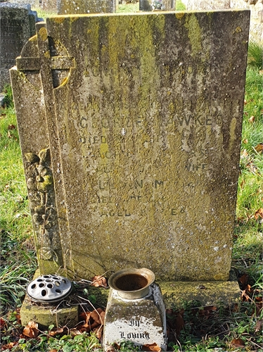 Photo of the grave of HENRY GEORGE HAWKES