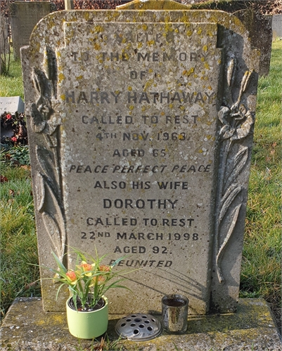 Photo of the grave of HARRY GORDON HATHAWAY