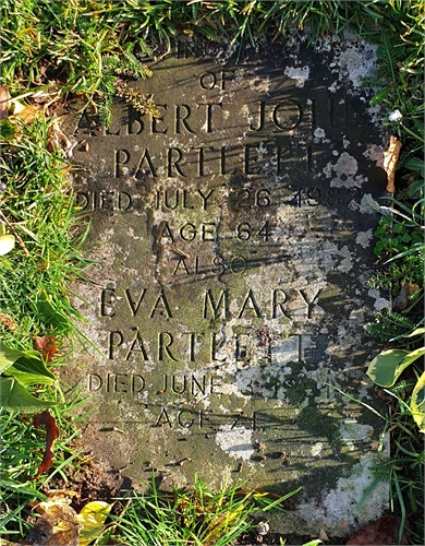 Photo of the grave of EVA MARY PARTLETT (née WIGHAM)