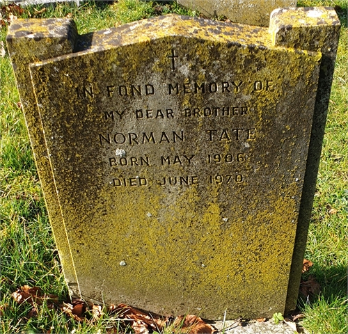 Photo of the grave of NORMAN TATE