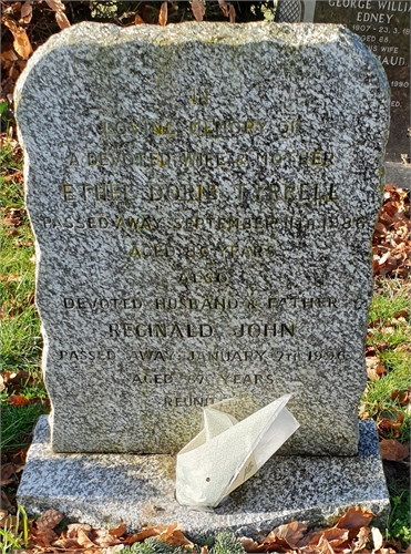 Photo of the grave of REGINALD JOHN TYRRELL