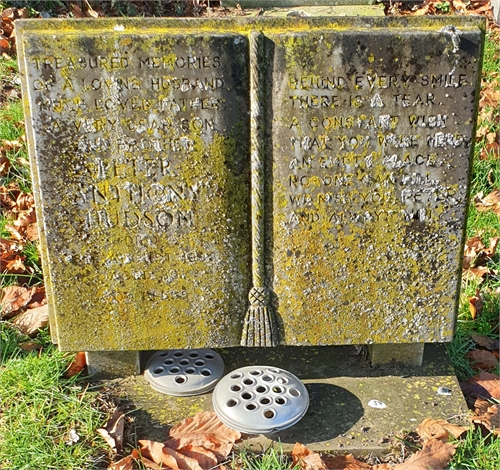 Photo of the grave of PETER ANTHONY HUDSON