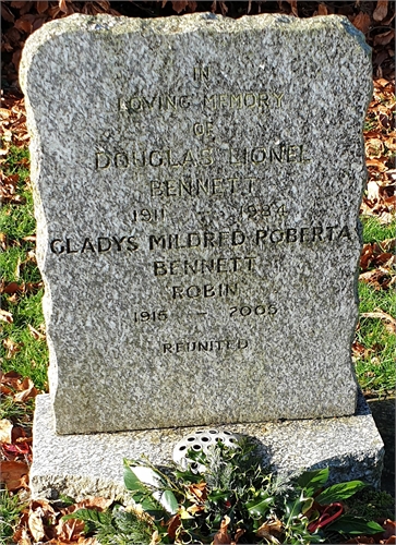 Photo of the grave of DOUGLAS LIONEL BENNETT