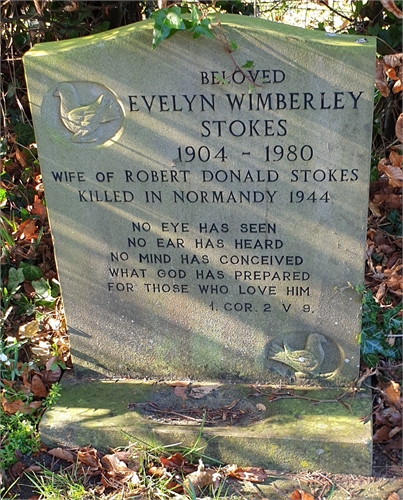 Photo of the grave of EVELYN WIMBERLEY STOKES (née MOSSMAN)