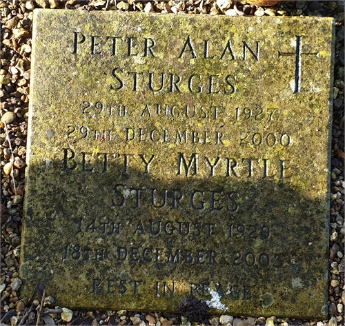 Photo of the grave of PETER ALAN STURGES