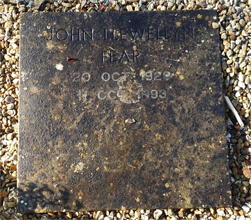 Photo of the grave of JOHN LLEWELLYN FEAR