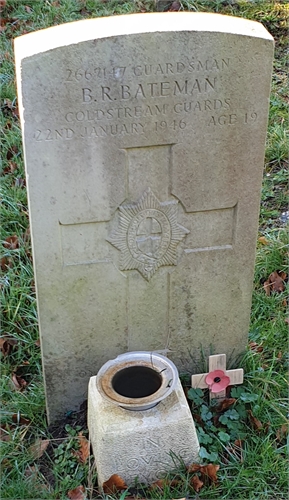 Photo of the grave of BASIL RICHARD BATEMAN