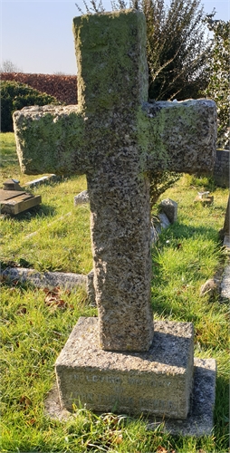 Photo of the grave of JOHN TUCKER HEWER