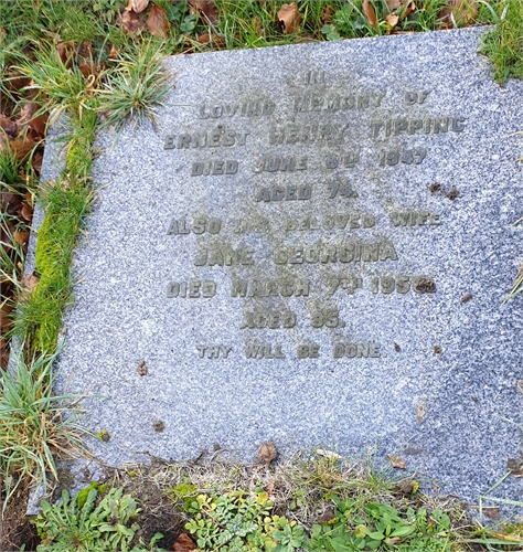 Photo of the grave of ERNEST HENRY TIPPING