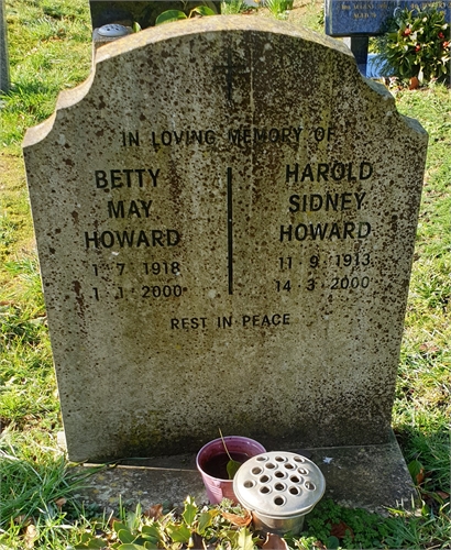 Photo of the grave of HAROLD SIDNEY HOWARD