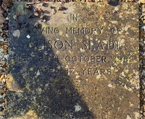 Photo of the grave of ALISON SLADE